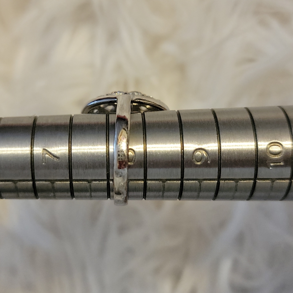 Ring - Picture 6 of 9